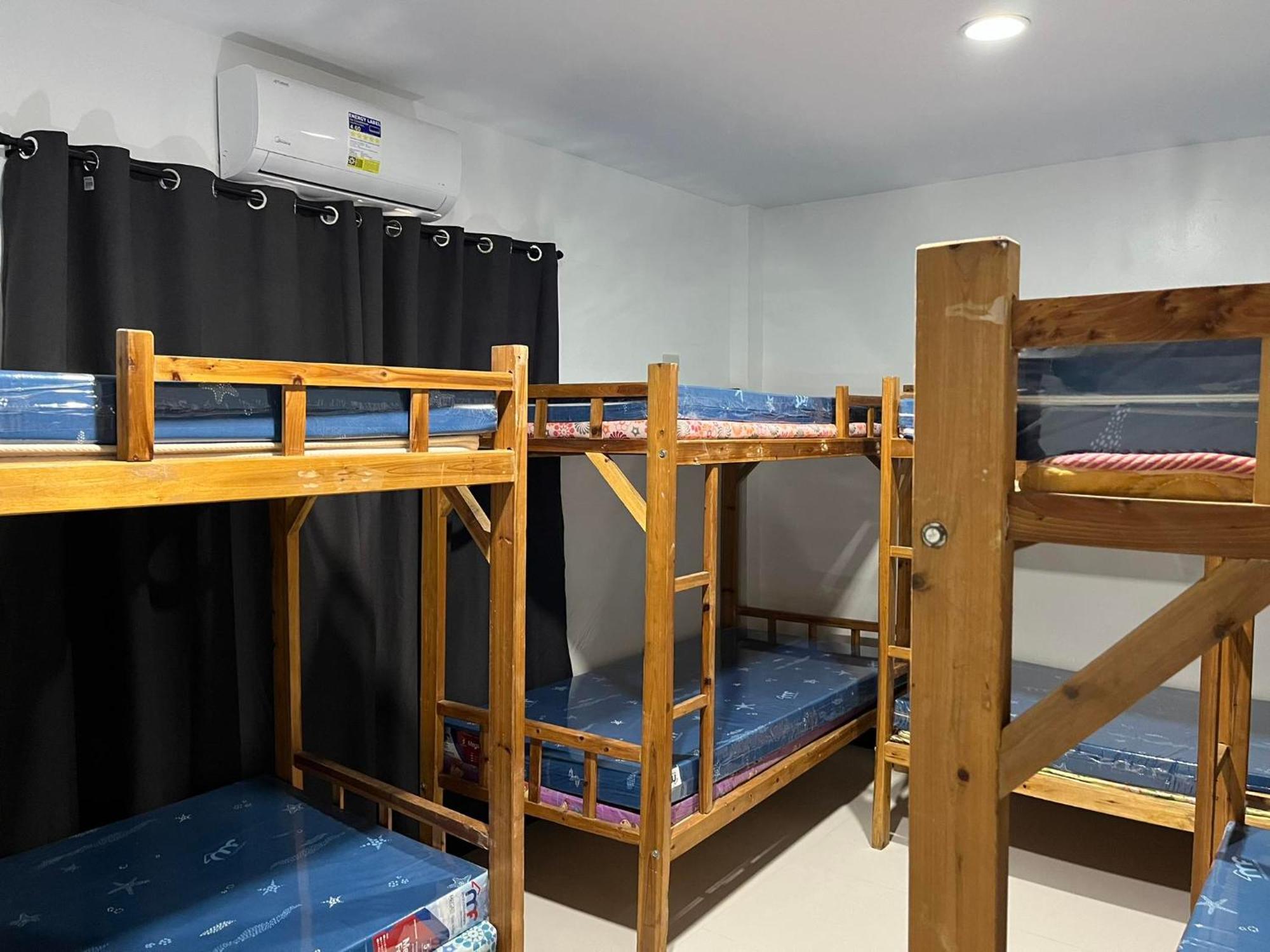 L'Pad Place Mandaluyong Extérieur photo